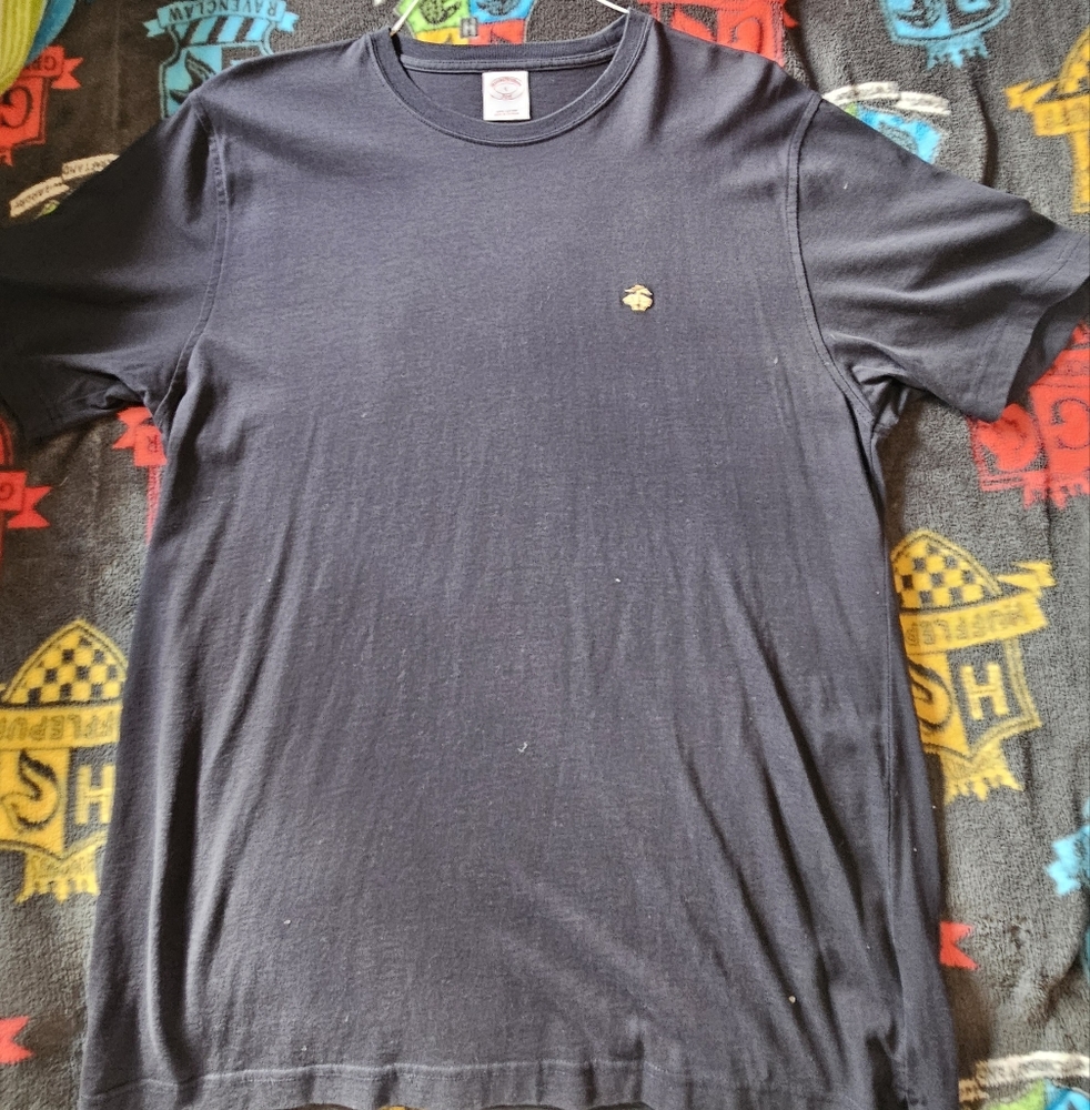 Brooks brothers t shirt